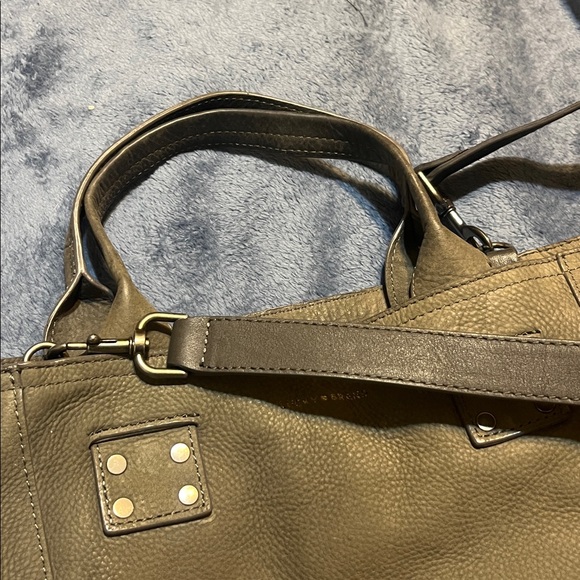 LUCKY BRAND slouchy leather hobo tote w/crossbody strap - Picture 11 of 11